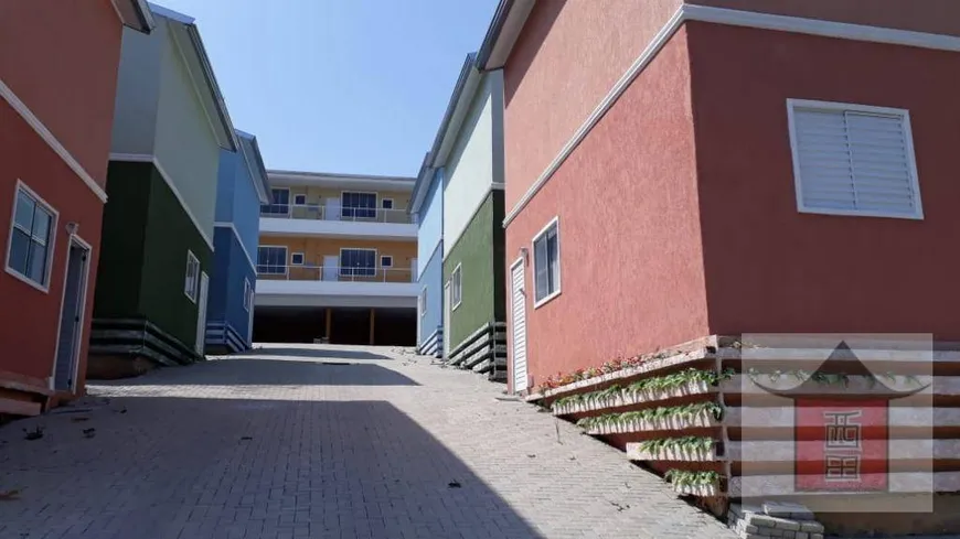 Foto 1 de Casa com 2 Quartos à venda, 48m² em Lopes de Oliveira, Sorocaba