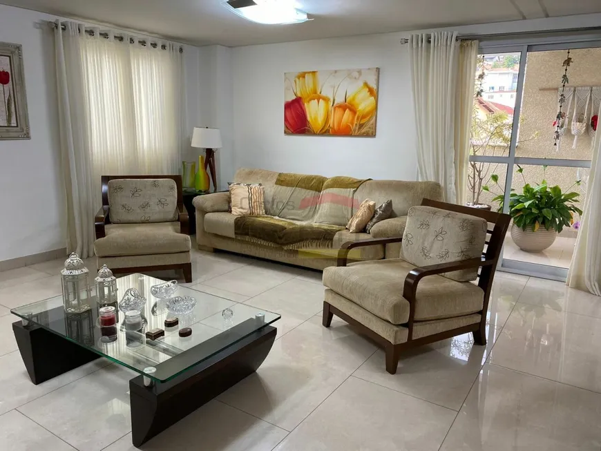Foto 1 de Casa de Condomínio com 4 Quartos à venda, 300m² em Horto Florestal, São Paulo
