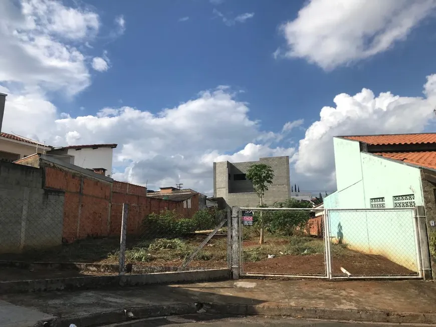 Foto 1 de Lote/Terreno à venda, 483m² em Cidade Jardim II, Americana