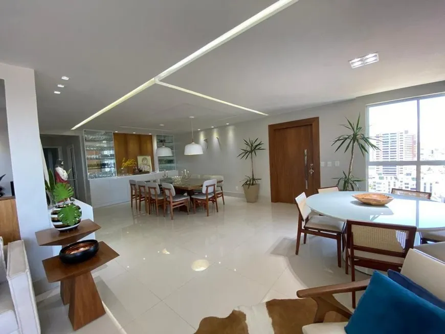 Foto 1 de Apartamento com 4 Quartos à venda, 305m² em Lagoa Nova, Natal