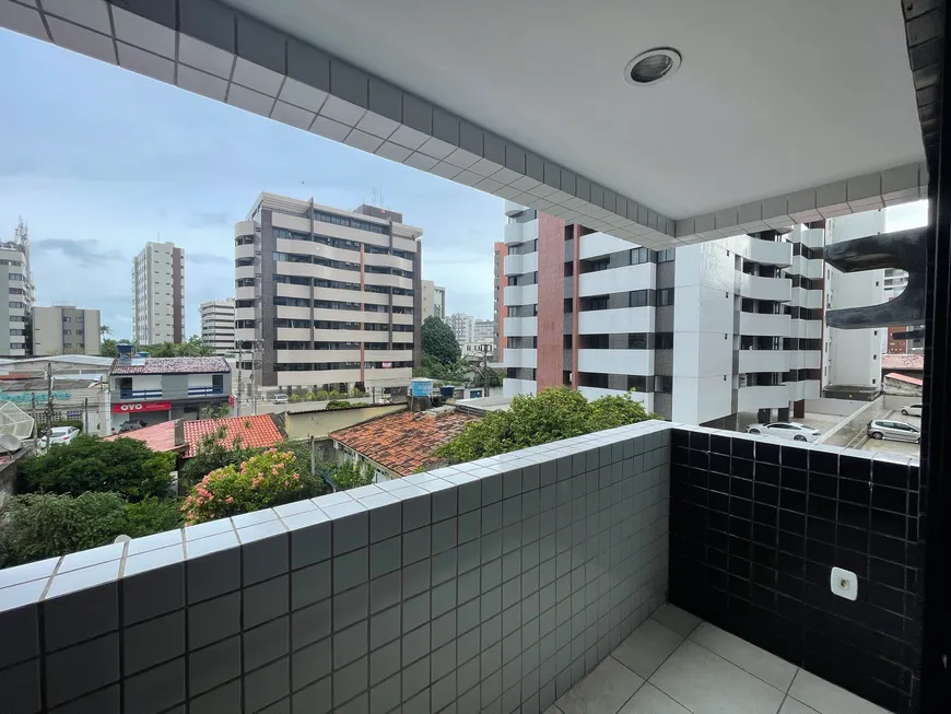 Foto 1 de Apartamento com 2 Quartos à venda, 64m² em Ponta Verde, Maceió