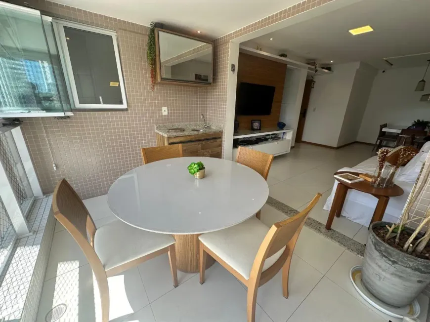 Foto 1 de Apartamento com 2 Quartos à venda, 87m² em Armação, Salvador