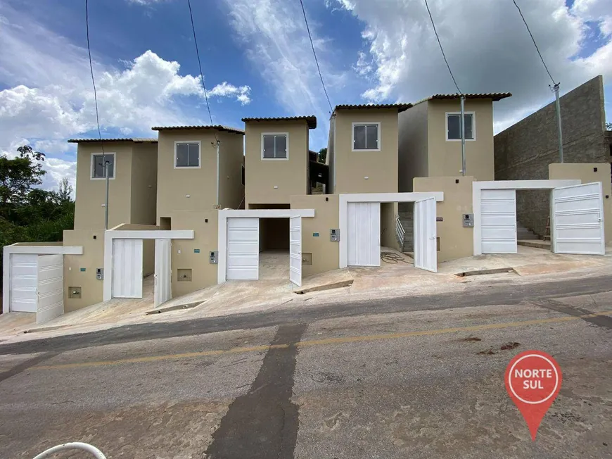 Foto 1 de Casa com 2 Quartos à venda, 65m² em São Conrado, Brumadinho