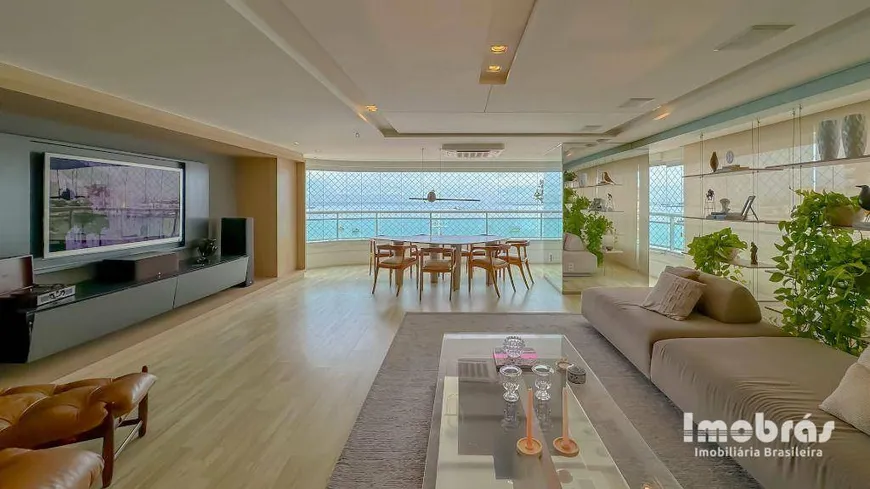 Foto 1 de Apartamento com 3 Quartos à venda, 220m² em Meireles, Fortaleza