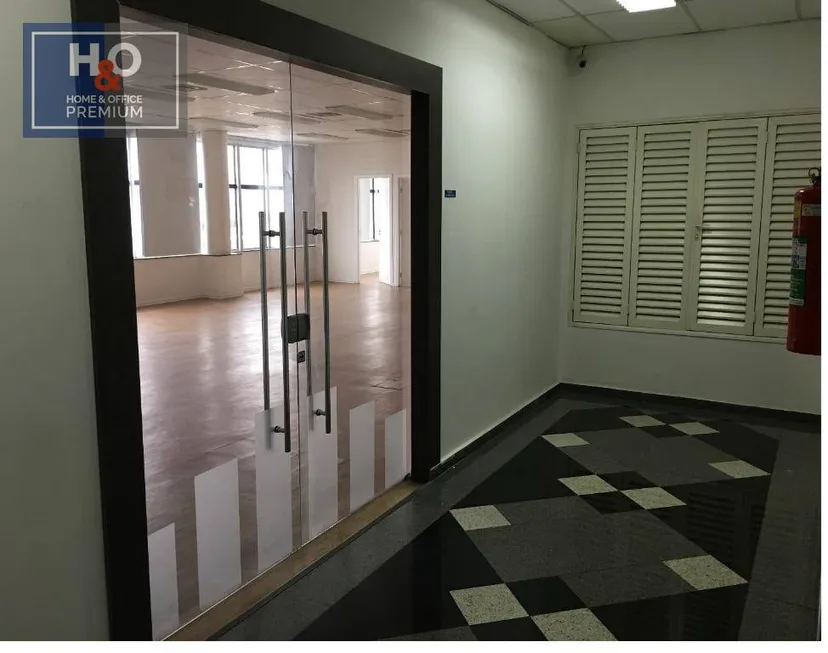 Foto 1 de Sala Comercial para alugar, 132m² em Santo Amaro, São Paulo