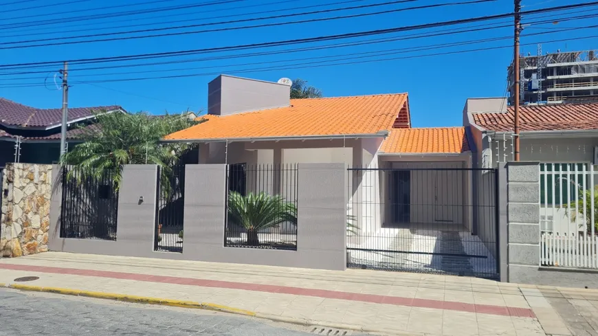 Foto 1 de Casa com 3 Quartos à venda, 135m² em Sao Judas, Itajaí