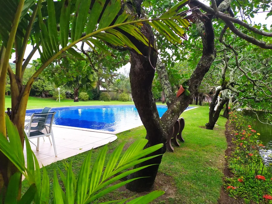 Foto 1 de Fazenda/Sítio com 16 Quartos à venda, 2200m² em Guaratiba, Rio de Janeiro