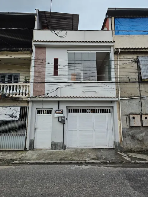 Foto 1 de Casa com 3 Quartos à venda, 242m² em Centro, Nilópolis