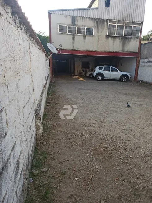 Foto 1 de Lote/Terreno à venda, 300m² em Centro, Nilópolis