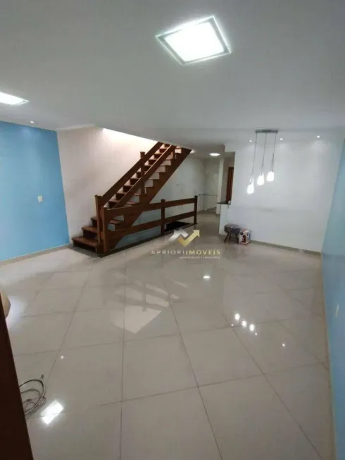 Foto 1 de Sobrado com 3 Quartos para venda ou aluguel, 180m² em Vila America, Santo André