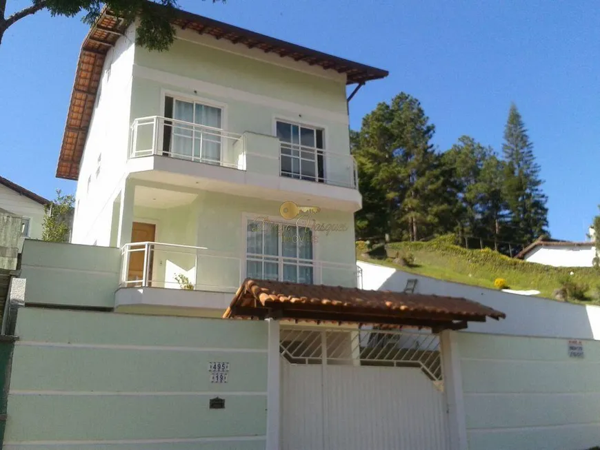 Foto 1 de Casa de Condomínio com 3 Quartos à venda, 230m² em Agriões, Teresópolis