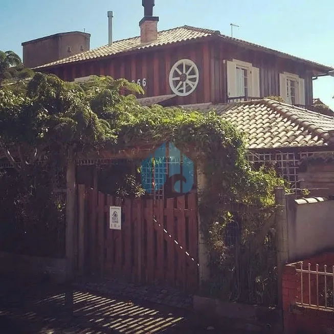 Foto 1 de Casa com 3 Quartos à venda, 200m² em Ferraz, Garopaba