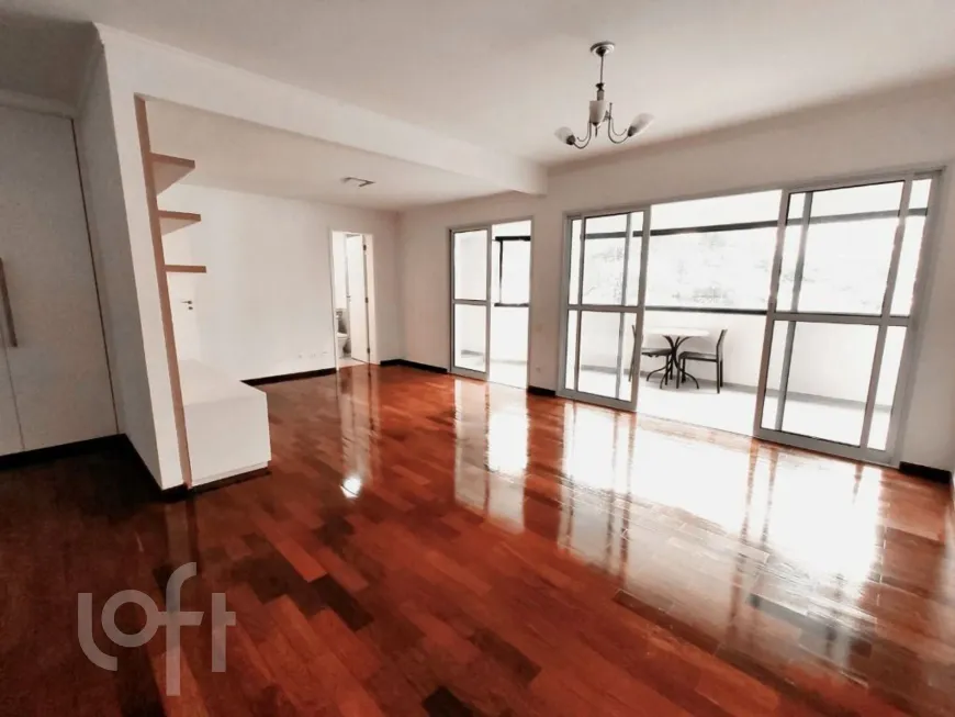 Foto 1 de Apartamento com 3 Quartos à venda, 140m² em Moema, São Paulo