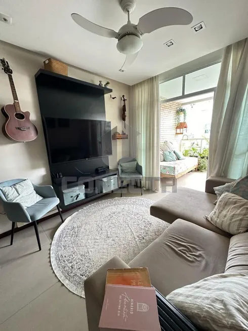 Foto 1 de Apartamento com 3 Quartos à venda, 107m² em Praia do Canto, Vitória
