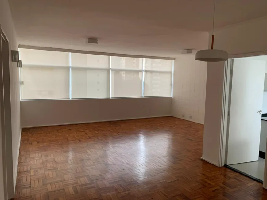 Foto 1 de Apartamento com 3 Quartos para alugar, 155m² em Jardim Paulista, São Paulo