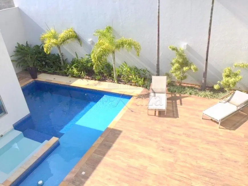 Foto 1 de Casa de Condomínio com 4 Quartos à venda, 351m² em Urbanova, São José dos Campos