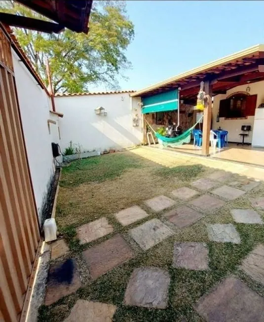 Foto 1 de Casa com 3 Quartos à venda, 150m² em Trevo, Belo Horizonte