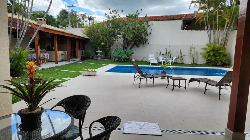 Foto 1 de Casa com 3 Quartos à venda, 280m² em Vila Esperia ou Giglio, Atibaia