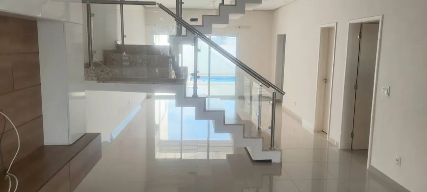 Foto 1 de Casa de Condomínio com 3 Quartos à venda, 240m² em Wanel Ville, Sorocaba
