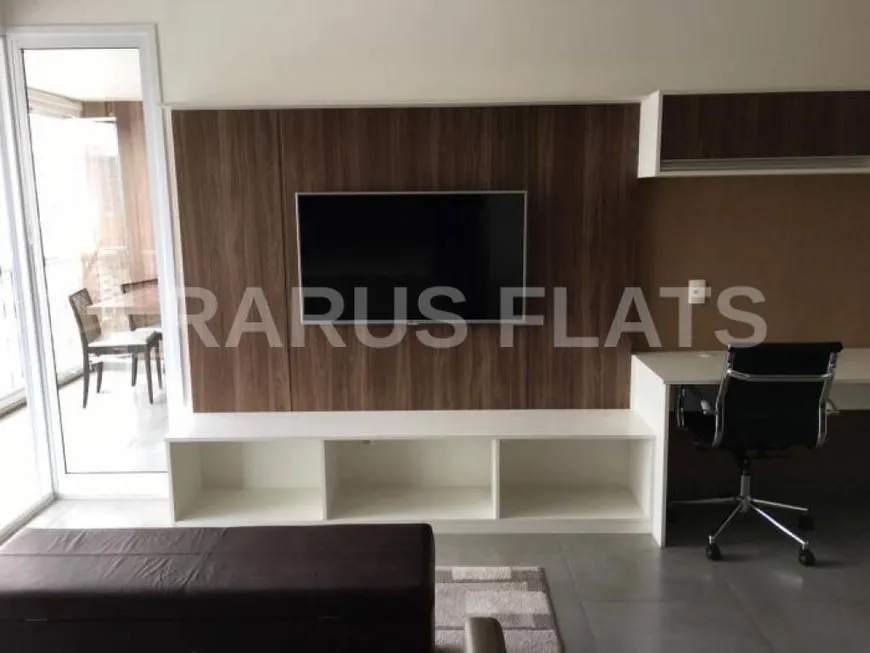 Foto 1 de Flat com 1 Quarto para alugar, 43m² em Vila Olímpia, São Paulo