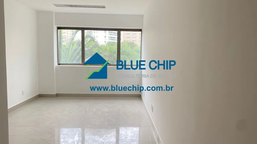 Foto 1 de Sala Comercial para alugar, 20m² em Barra da Tijuca, Rio de Janeiro