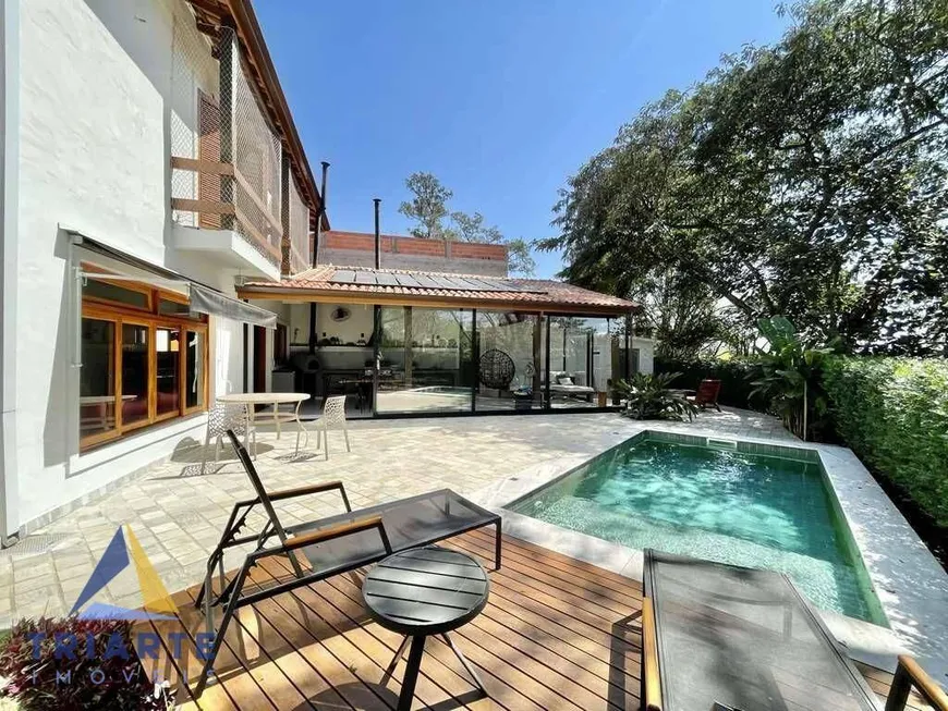 Foto 1 de Casa de Condomínio com 5 Quartos à venda, 302m² em Granja Viana, Carapicuíba