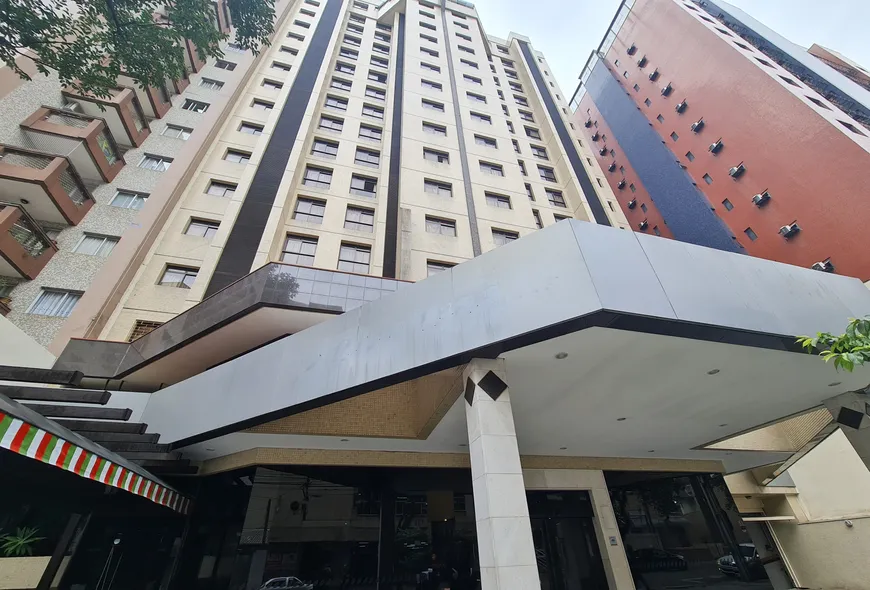 Foto 1 de Apartamento com 1 Quarto para alugar, 42m² em Centro, Curitiba