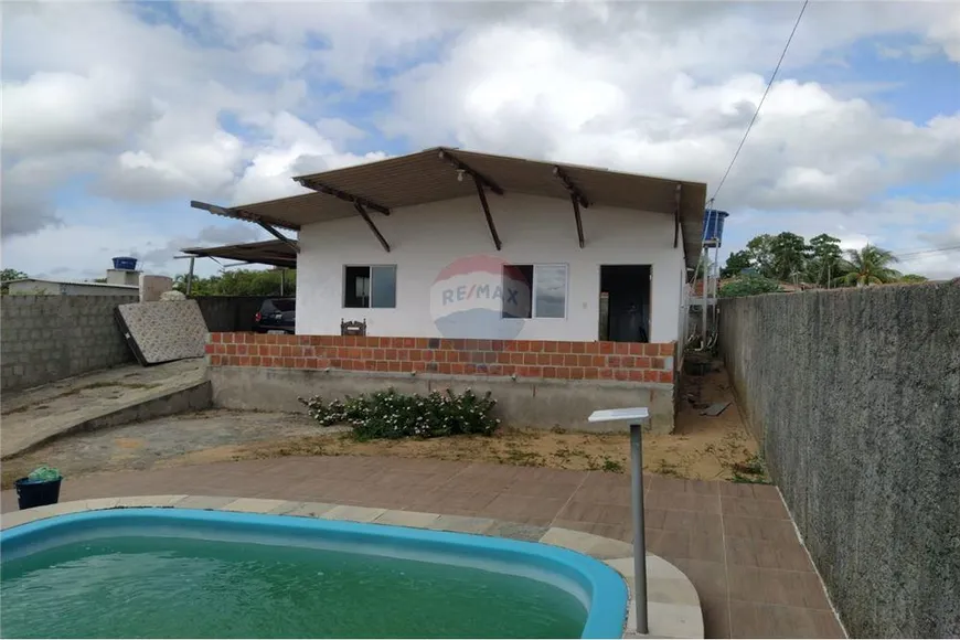 Foto 1 de Casa com 2 Quartos à venda, 80m² em Carapibus, Conde