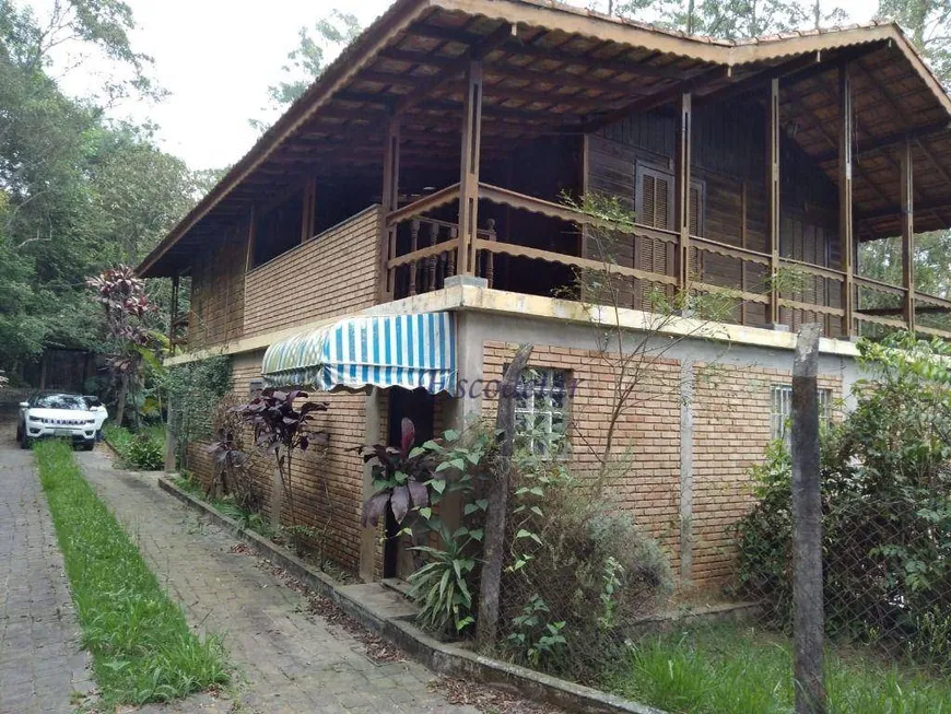 Foto 1 de Casa com 5 Quartos à venda, 245m² em Mantiqueira, Mairiporã