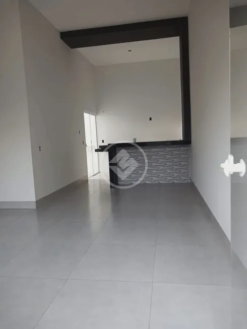 Foto 1 de Casa com 3 Quartos à venda, 75m² em Laranjeiras, Uberlândia
