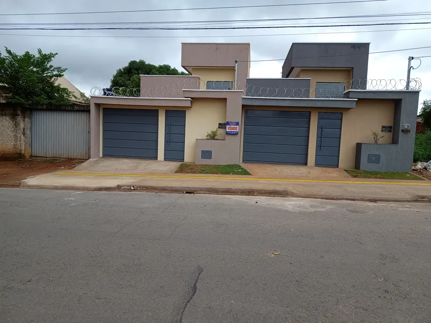 Foto 1 de Casa com 3 Quartos à venda, 105m² em Jardim Florença, Aparecida de Goiânia