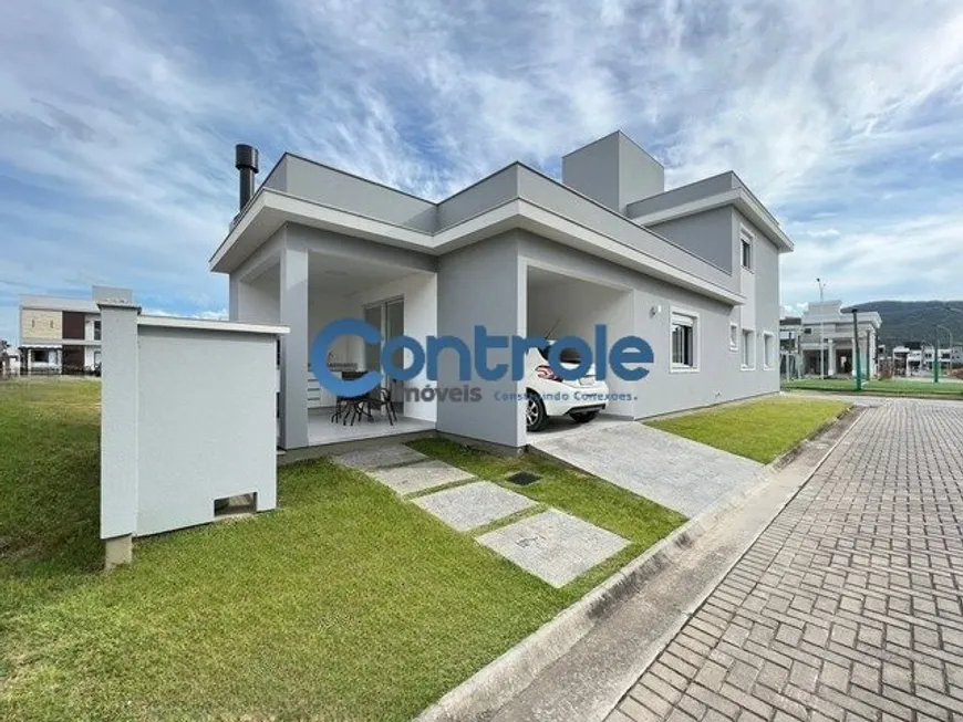 Foto 1 de Casa de Condomínio com 3 Quartos à venda, 143m² em Deltaville, Biguaçu