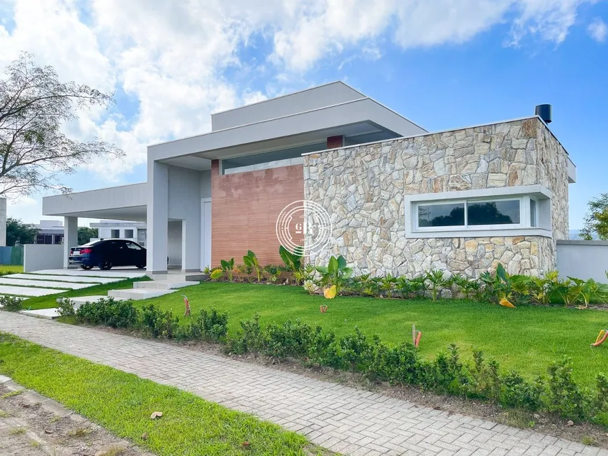 Foto 1 de Casa de Condomínio com 5 Quartos à venda, 380m² em Centro, Camboriú