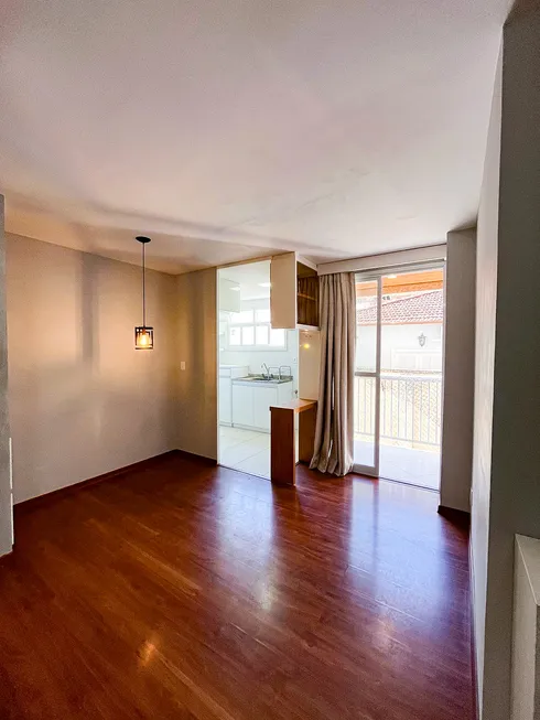 Foto 1 de Apartamento com 2 Quartos à venda, 62m² em Itaipava, Petrópolis