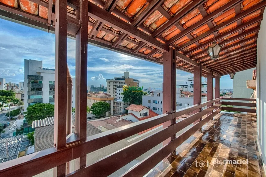 Foto 1 de Casa com 5 Quartos à venda, 453m² em Cidade Nova, Belo Horizonte