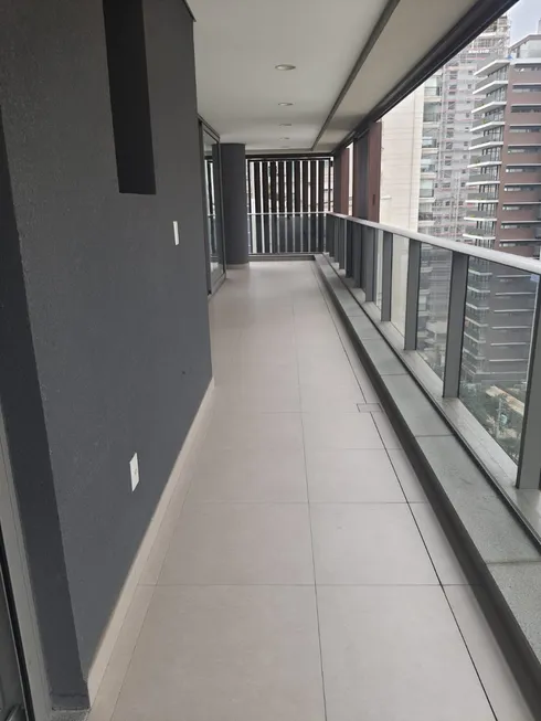 Foto 1 de Apartamento com 4 Quartos à venda, 247m² em Vila Nova Conceição, São Paulo