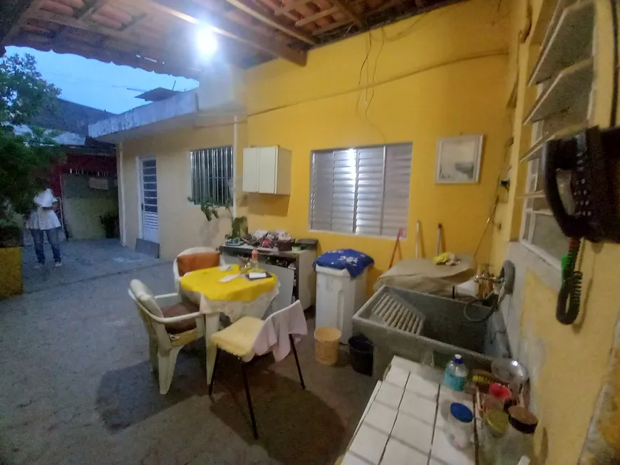 Foto 1 de Casa com 1 Quarto para alugar, 50m² em Vila Antonieta, São Paulo