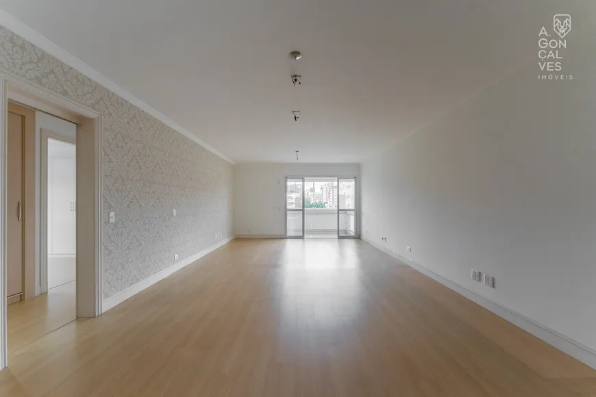 Foto 1 de Apartamento com 3 Quartos à venda, 152m² em Juvevê, Curitiba