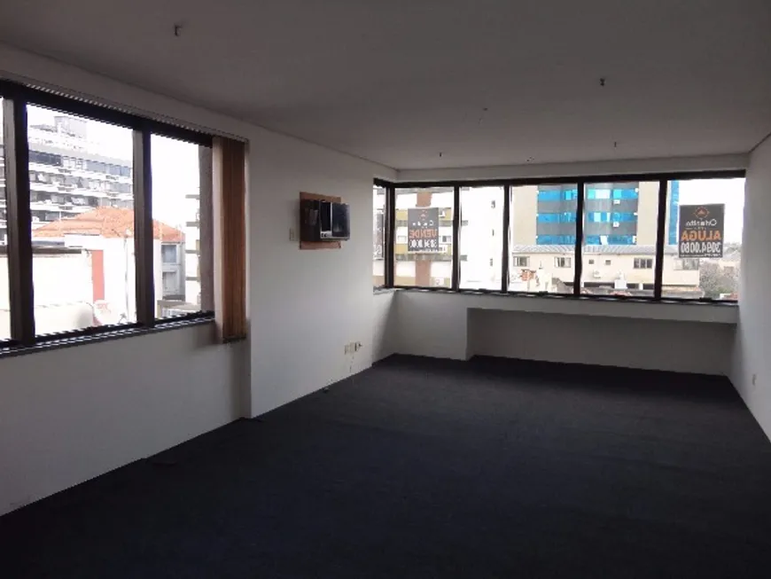 Foto 1 de Sala Comercial à venda, 31m² em São João, Porto Alegre