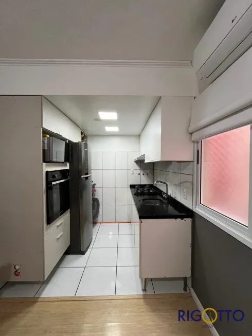 Foto 1 de Apartamento com 2 Quartos à venda, 48m² em Cidade Nova, Caxias do Sul