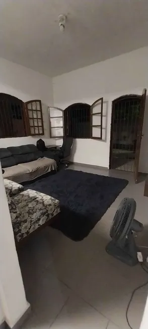 Foto 1 de Casa com 2 Quartos à venda, 95m² em Nova Esperanca, Rio das Ostras