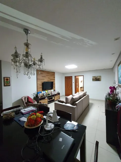 Foto 1 de Apartamento com 4 Quartos à venda, 118m² em Setor Aeroporto, Goiânia