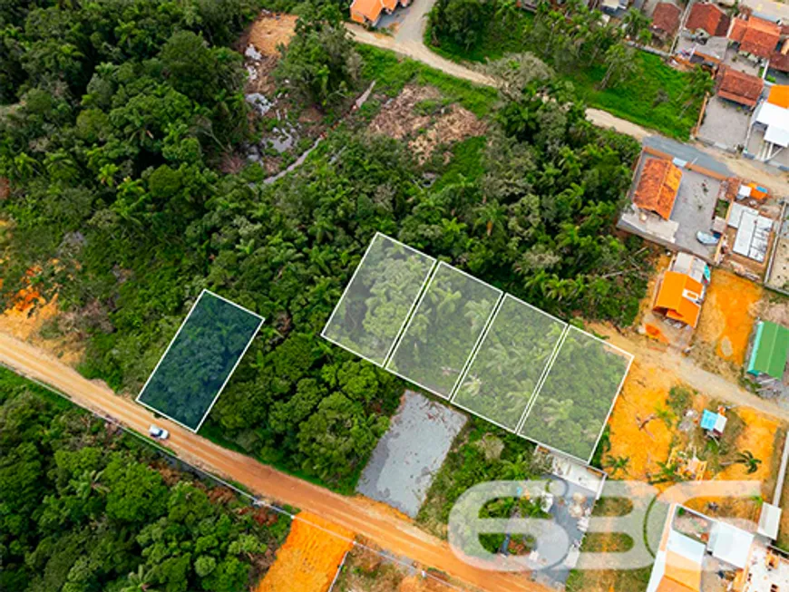 Foto 1 de Lote/Terreno à venda, 313m² em Costeira, Balneário Barra do Sul