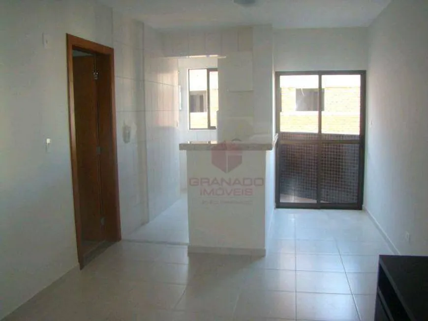 Foto 1 de Apartamento com 1 Quarto para alugar, 49m² em Centro, Maringá