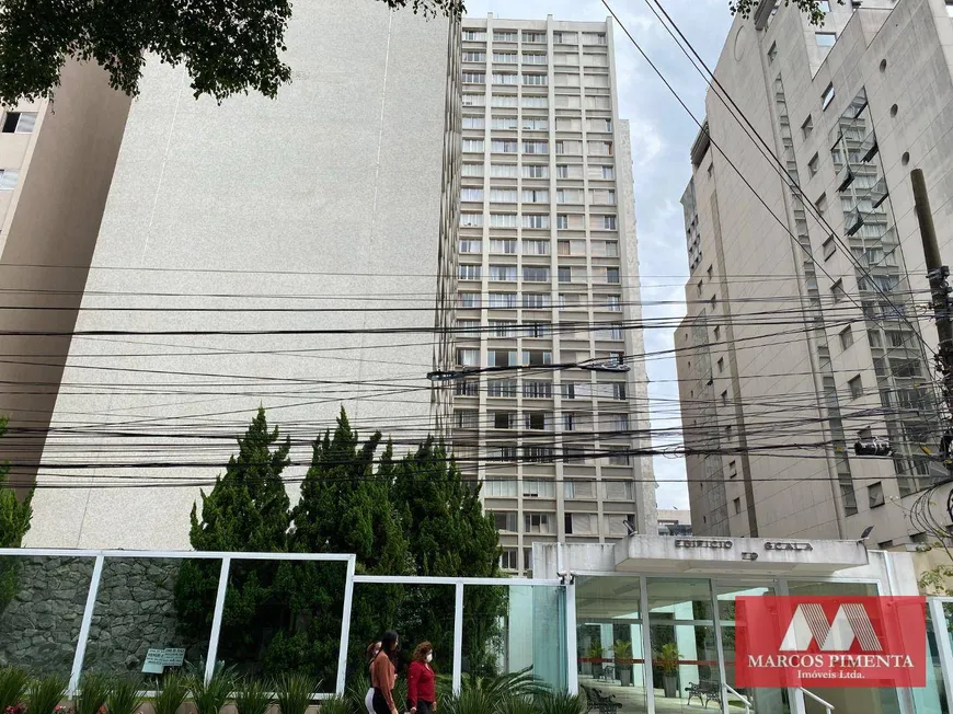 Foto 1 de Apartamento com 3 Quartos para alugar, 164m² em Bela Vista, São Paulo