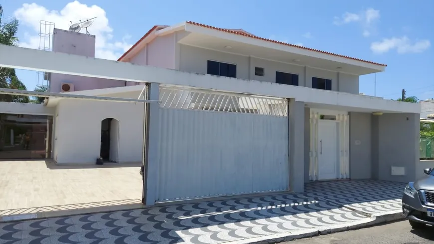 Foto 1 de Casa de Condomínio com 4 Quartos à venda, 300m² em Vilas do Atlantico, Lauro de Freitas
