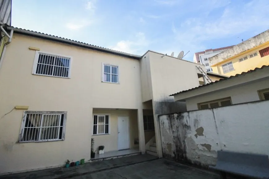 Foto 1 de Apartamento com 1 Quarto para alugar, 32m² em Fátima, Fortaleza