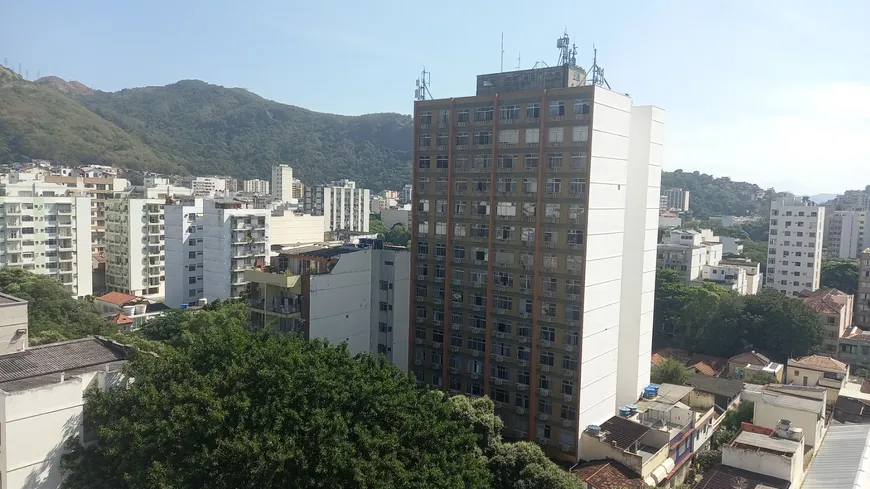 Foto 1 de Apartamento com 2 Quartos à venda, 70m² em Grajaú, Rio de Janeiro