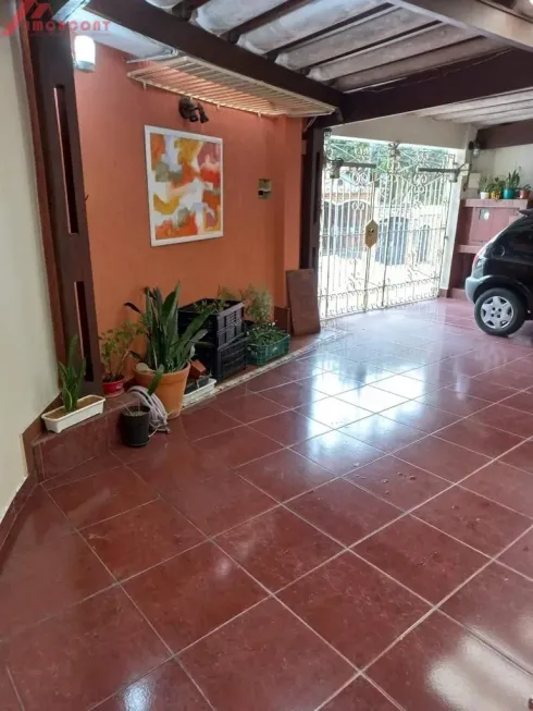 Foto 1 de Casa com 2 Quartos à venda, 178m² em Jardim Bela Vista, Santo André