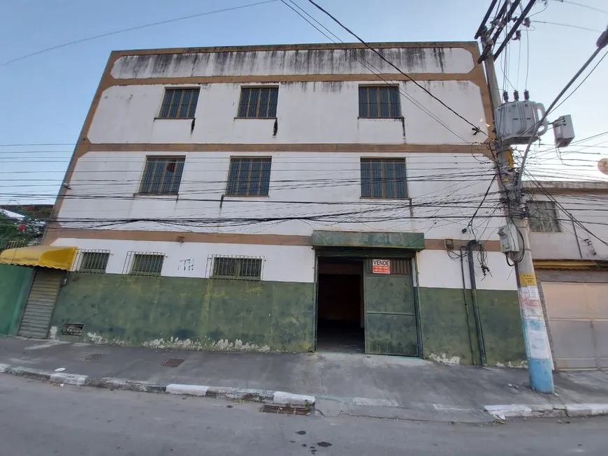 Foto 1 de Prédio Comercial com 3 Quartos para venda ou aluguel, 540m² em Nova Cidade, Nilópolis